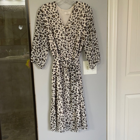 LOFT Dresses & Skirts - Loft Outlet leopard print dress